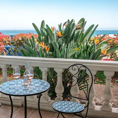 Lägenhet Sea Front, Terrace, Ground Floor *